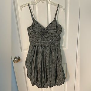 Tracy Reese Size 4 Striped Bubble Dress